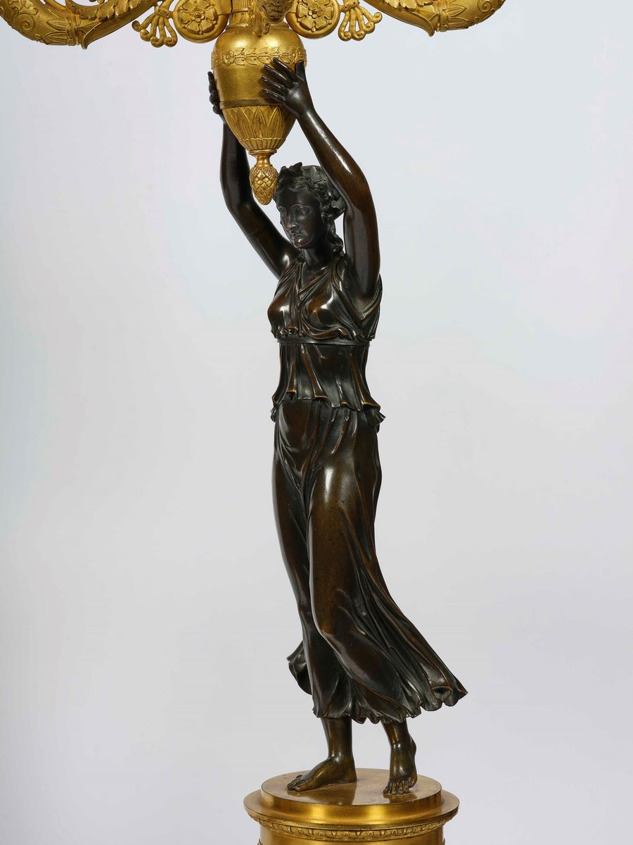 Coppia di Candelabri. Bronzo Cesellato, Dorato e Patinato. Attribuiti a Pierre-philippe Thomire (...