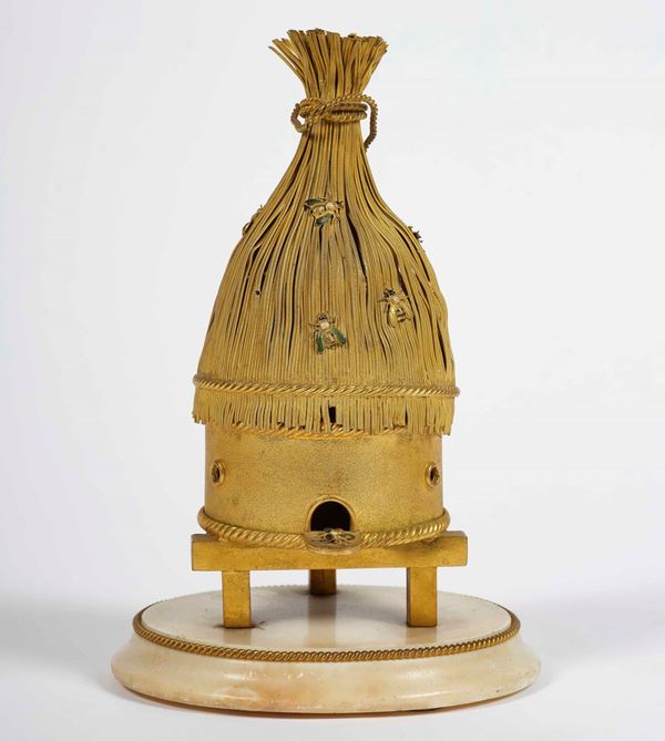 Singolare porta miele a forma di arnia. Manifattura artistica del XIX secolo