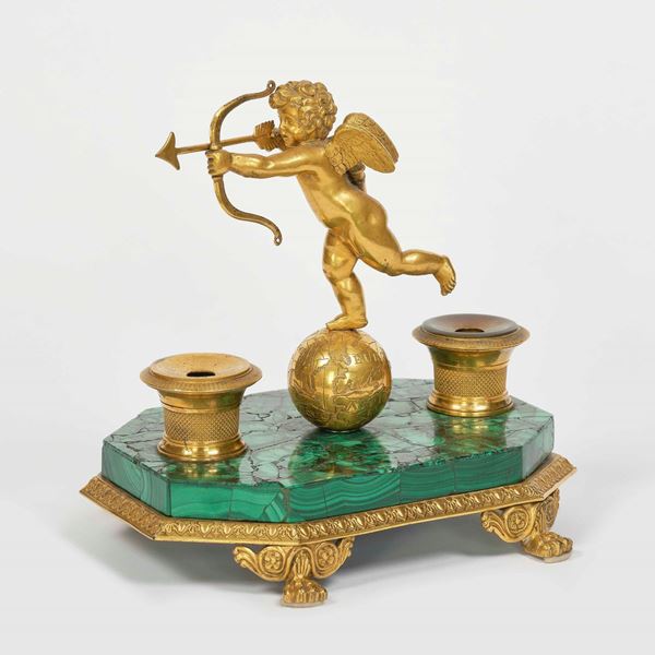 Calamaio in bronzo dorato e malachite raffigurante "Eros". Russia, epoca primo Impero (1810 ca)