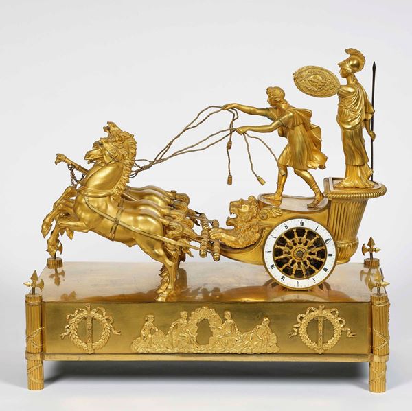 Pendola da camino in bronzo dorato e cesellato. Francia XIX secolo