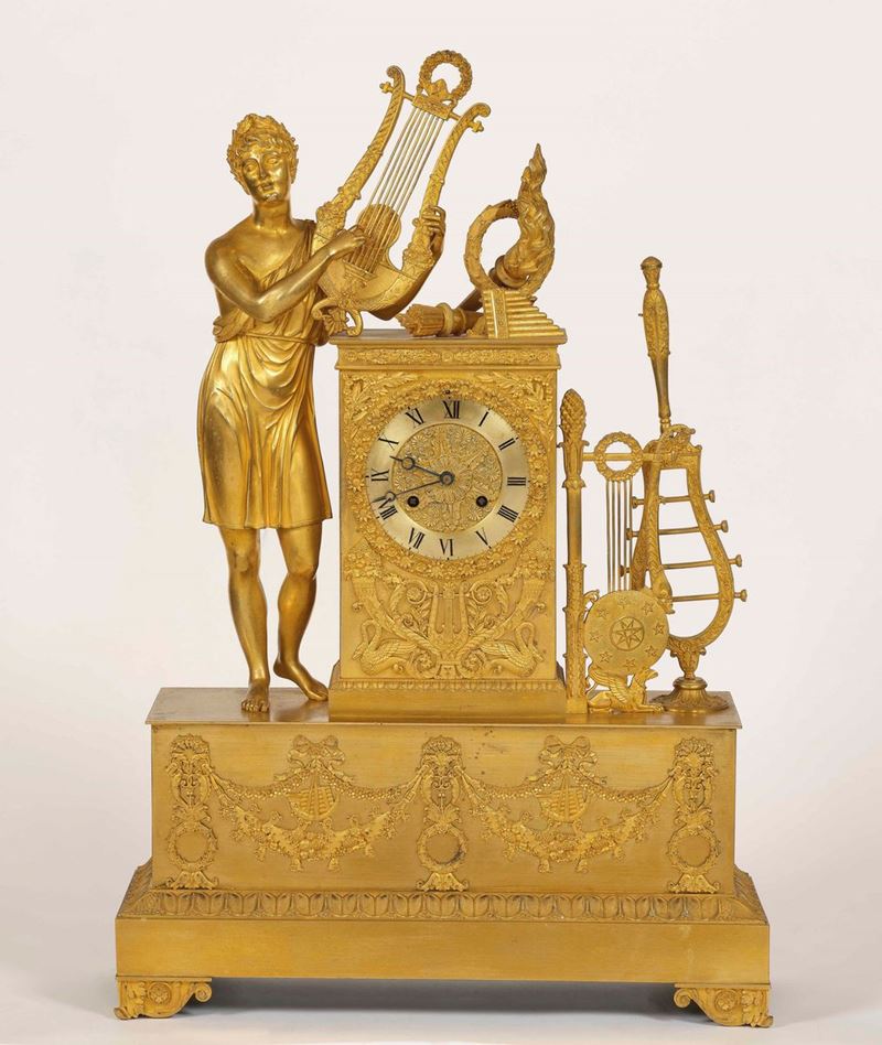 Pendola da camino in bronzo dorato. Francia XIX secolo  - Asta Palazzo Loschi Zileri dal Verme - Cambi Casa d'Aste