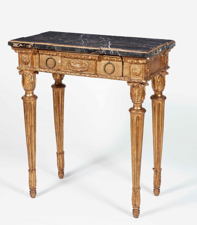 Consolle in legno intagliato e dorato. Fine XVIII secolo  - Auction Palazzo Loschi Zileri dal Verme - Cambi Casa d'Aste