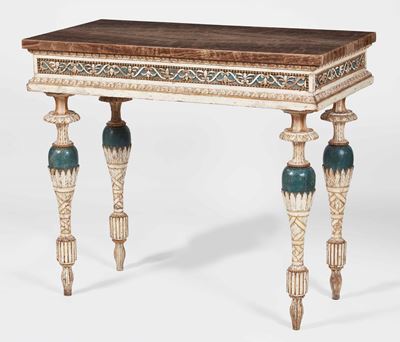 Tavolo da Parete in Legno Intagliato, Laccato con Lumeggiature in Oro. Piemonte XVIII Secolo