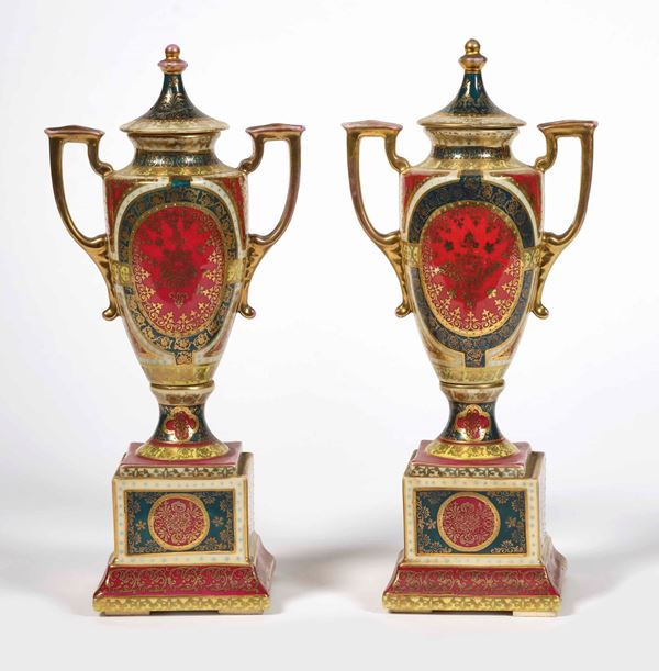 Coppia di piccoli vasi Boemia, fine del XIX secolo