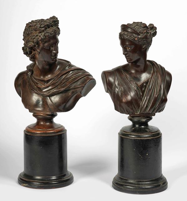 Apollo e Diana. Coppia di busti in terracotta patinata. Arte neoclassica del XIX secolo