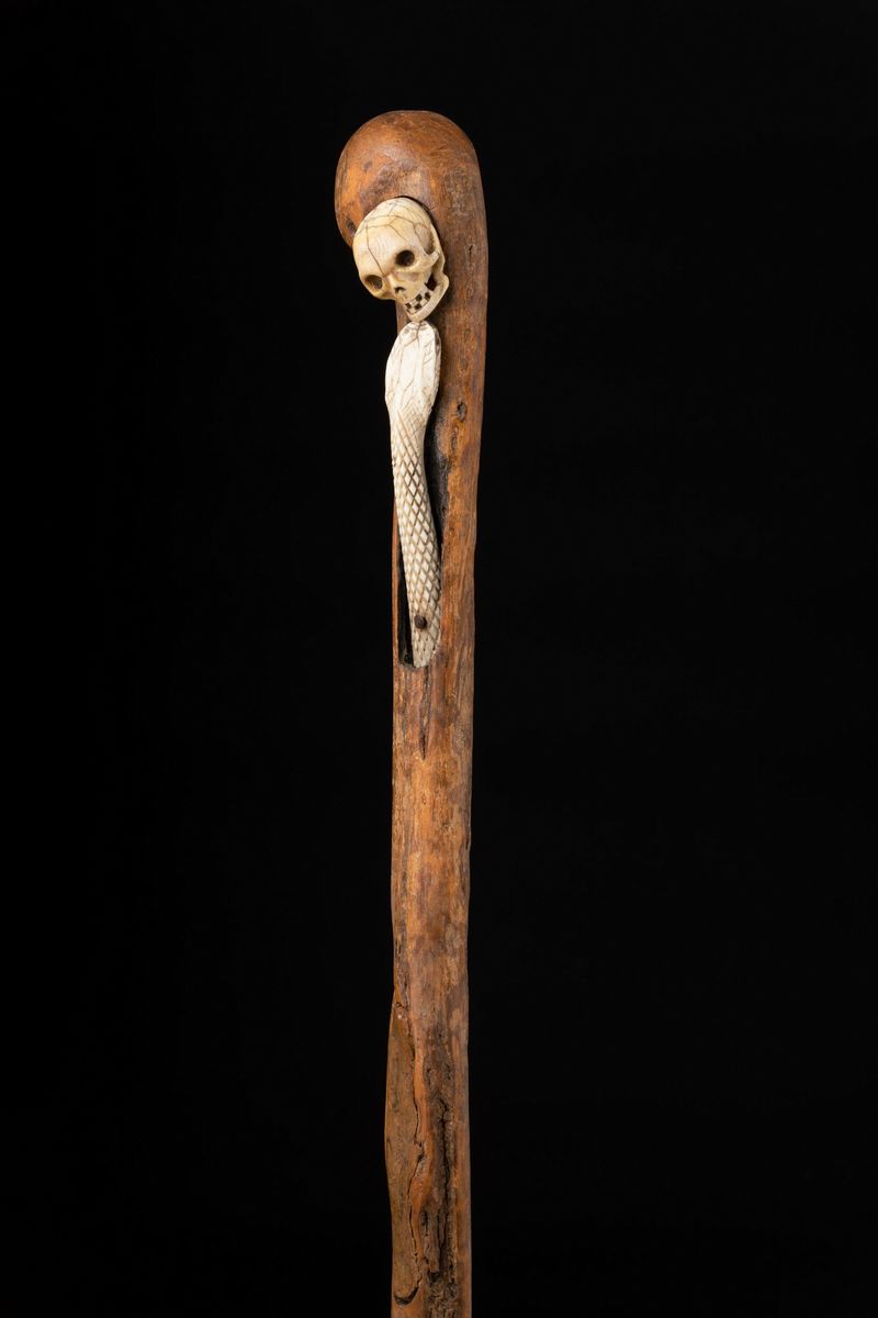 Bastone Monossile in Legno e Avorio. Fine XIX Secolo