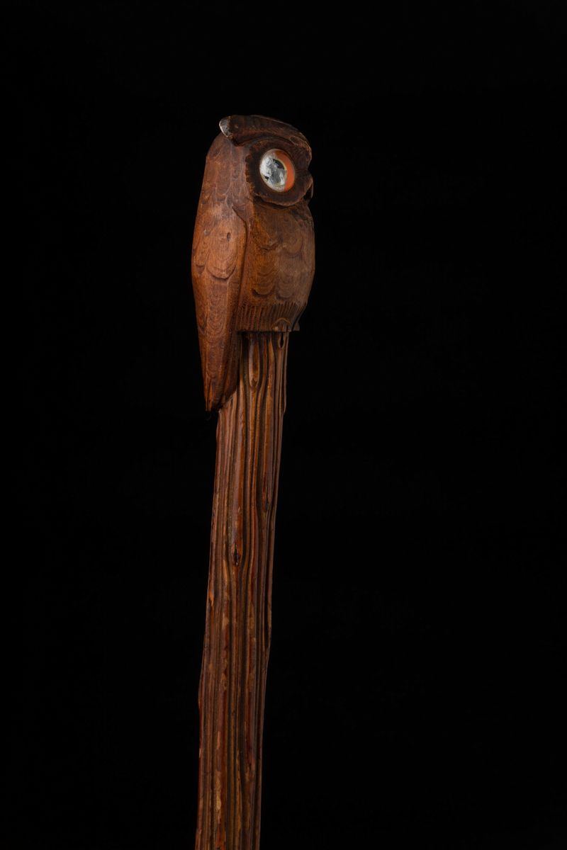 Bastone di Arte Popolare Monossile in Legno. Inghilterra, XIX-XX Secolo