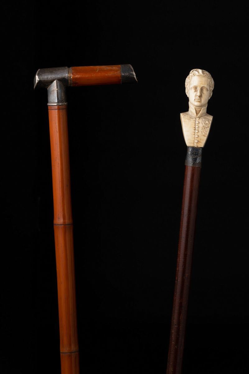 Due bastoni da passeggio di diversa manifattura  - Auction Collectors' Sticks - I - Cambi Casa d'Aste