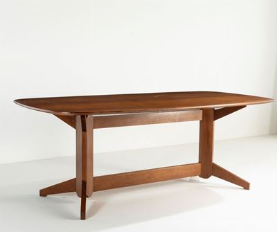 Scrivania con Struttura in Legno.