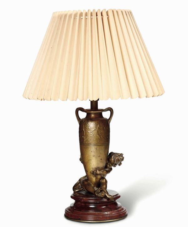 Lampada da tavolo in bronzo dorato, firmata J.Chéret, XIX-XX secolo