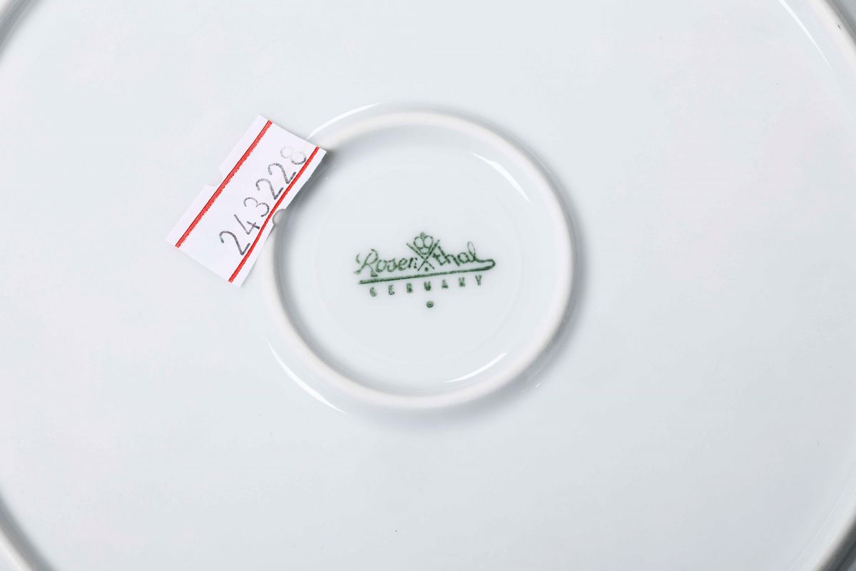 Servizio da Tavola "porcelaine Noire" Germania, Manifattura Rosenthal, 1962-1990 Circa Design di ...
