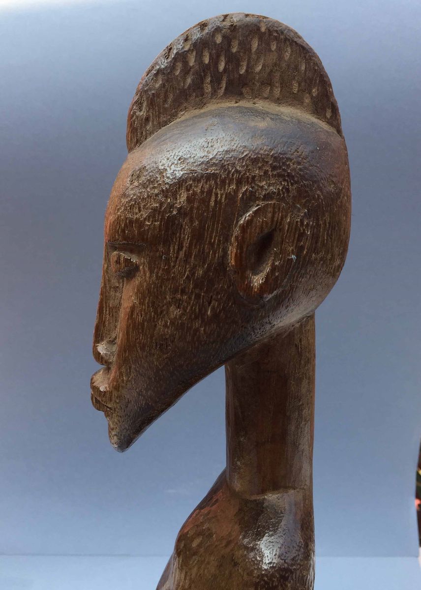 Arte Africana, Figura Femminile Stante