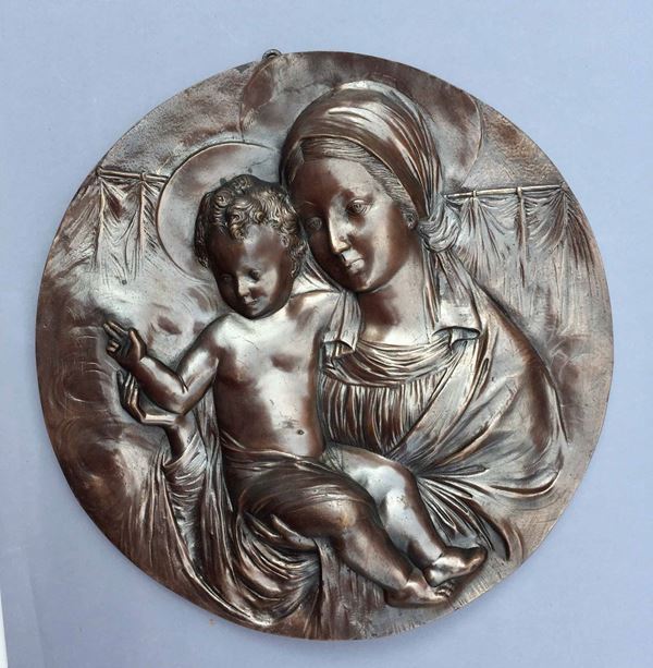 Madonna con Bambino, grande bronzo cesellato