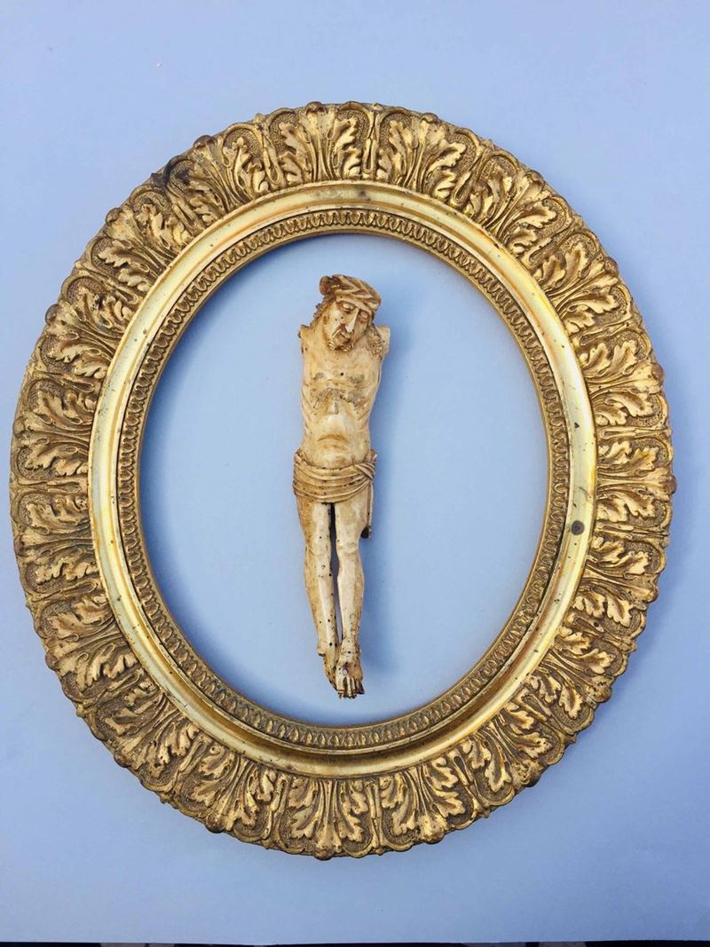 Cornice ovale e Cristo  - Auction Ancient and Modern: 290 lots from a private collection | Cambi Time - Cambi Casa d'Aste