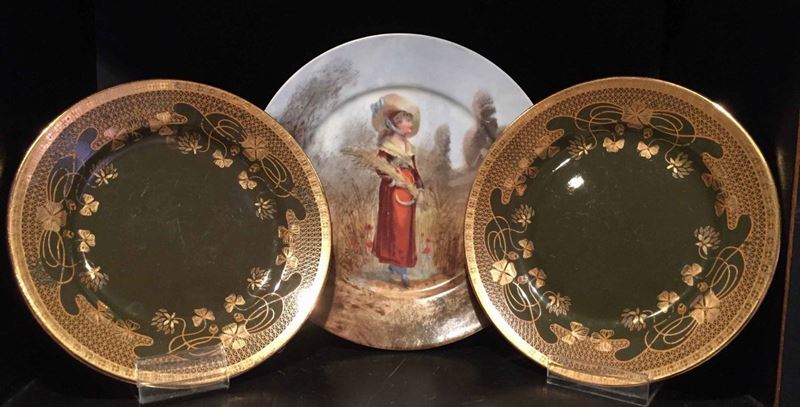 Tre piatti decorati, XIX-XX secolo  - Auction Fine Art February | Cambi Time - Cambi Casa d'Aste