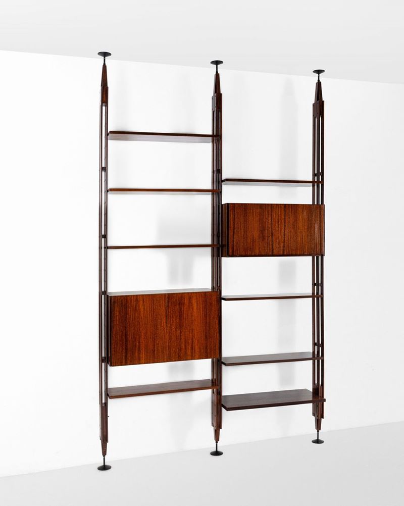 Franco Albini : Libreria mod. Lb7 con struttura in legno e supporti in alluminio pressofuso laccato.  - Asta Design 200 - I - Cambi Casa d'Aste
