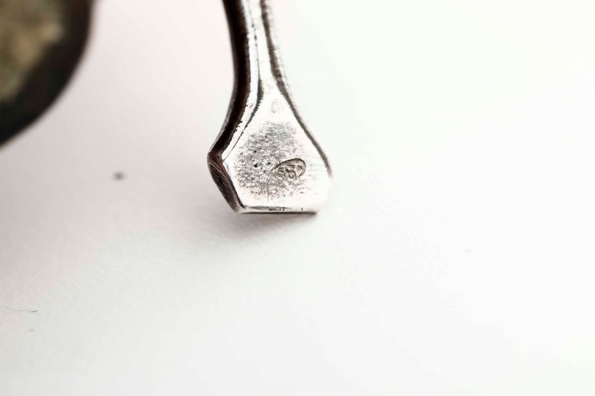 Due Gnomi in Argento Fuso e Cesellato. Argenteria Artistica Italiana del XX Secolo