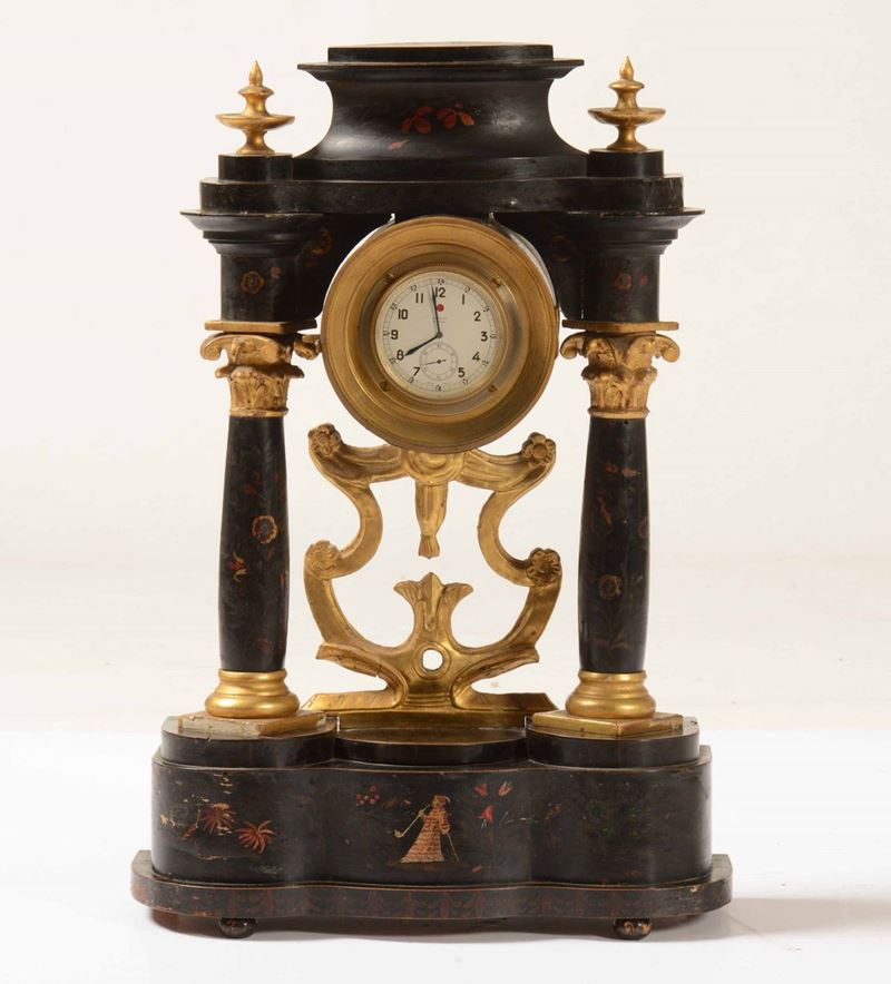 Pendola da tavolo a portico, XIX secolo  - Asta Una Proprietà Lombarda | Cambi Time - Cambi Casa d'Aste