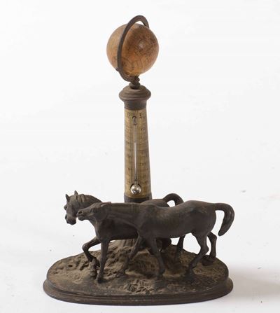 Termometro da Tavolo con Sculture di Cavallo in Metallo. Germania (?) XX Secolo