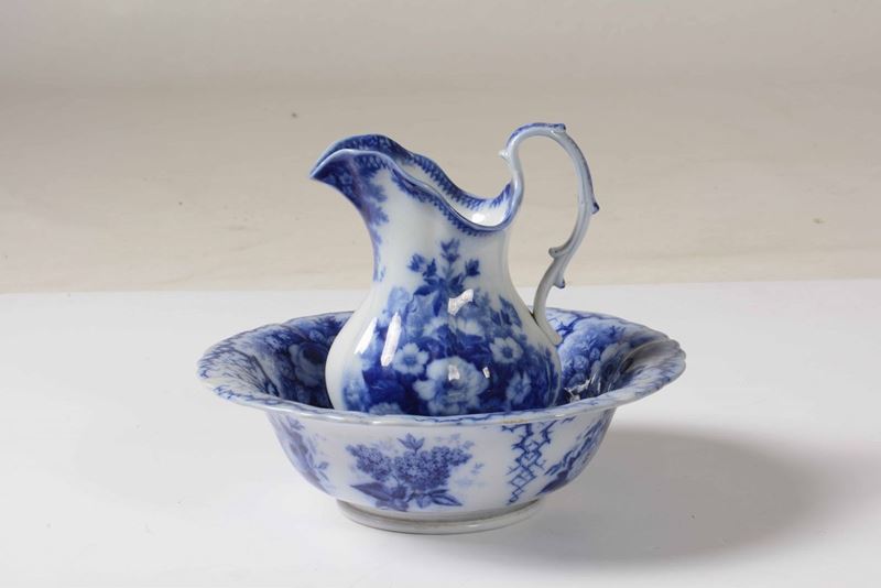 Versatoio Probabilmente Germania, seconda metà del XIX secolo  - Auction Ceramics and Glass | Timed Auction - Cambi Casa d'Aste