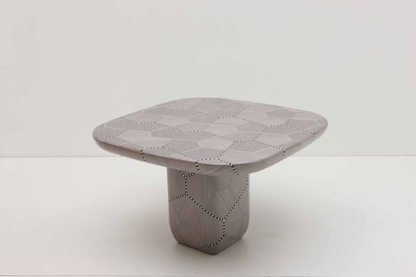 Carapace Table