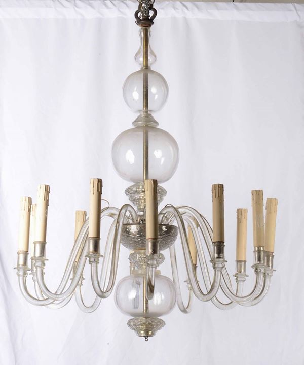 Grande lampadario in vetro a dodici luci. XX secolo