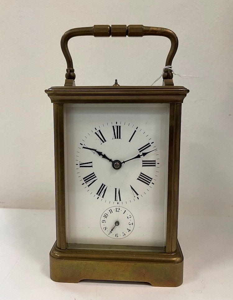 Officielle in ottone e vetro, quadrante a numeri romani per le ore e arabi per i minuti  - Auction Watches | Timed Auction - Cambi Casa d'Aste