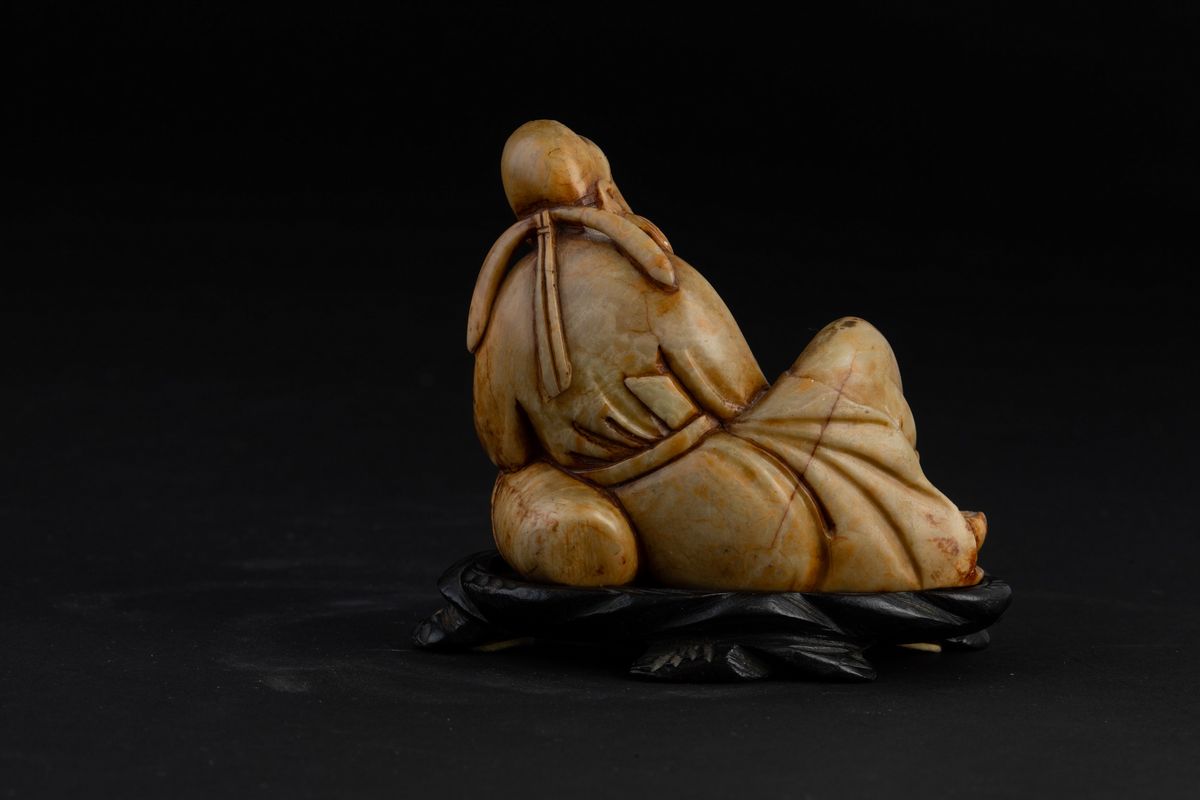 Figura di Saggio Scolpita in Saponaria, Cina, XX Secolo