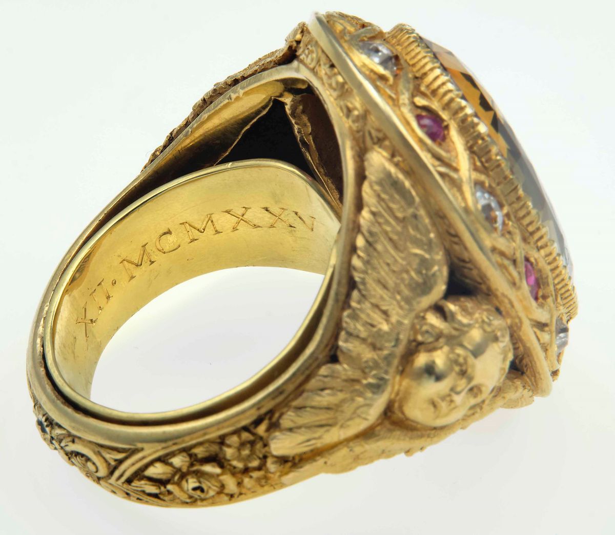 S.bulgari. Raro Anello con Quarzo Citrino con Piccoli Diamanti e Rubini a Contorno