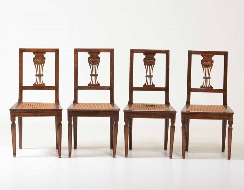 Quattro sedie in noce in stile Luigi XVI. XIX secolo  - Asta Una Proprietà Lombarda | Cambi Time - Cambi Casa d'Aste
