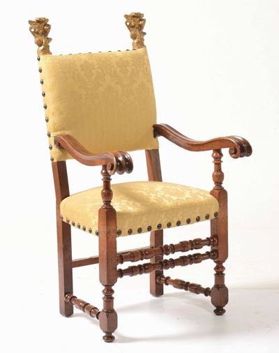 Poltrona Luigi XIV in Legno Intagliato. XVIII Secolo