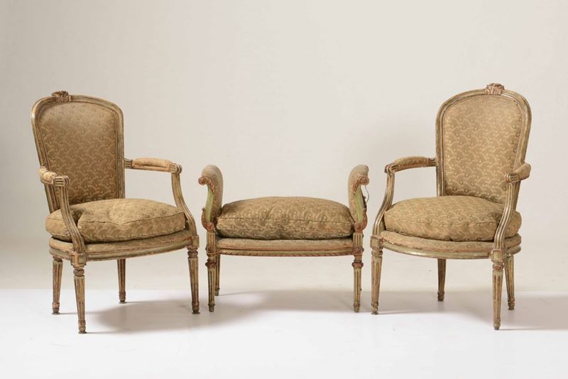 Coppia di poltrone e un panchetto  - Asta Antiquariato Febbraio | Cambi Time - Cambi Casa d'Aste