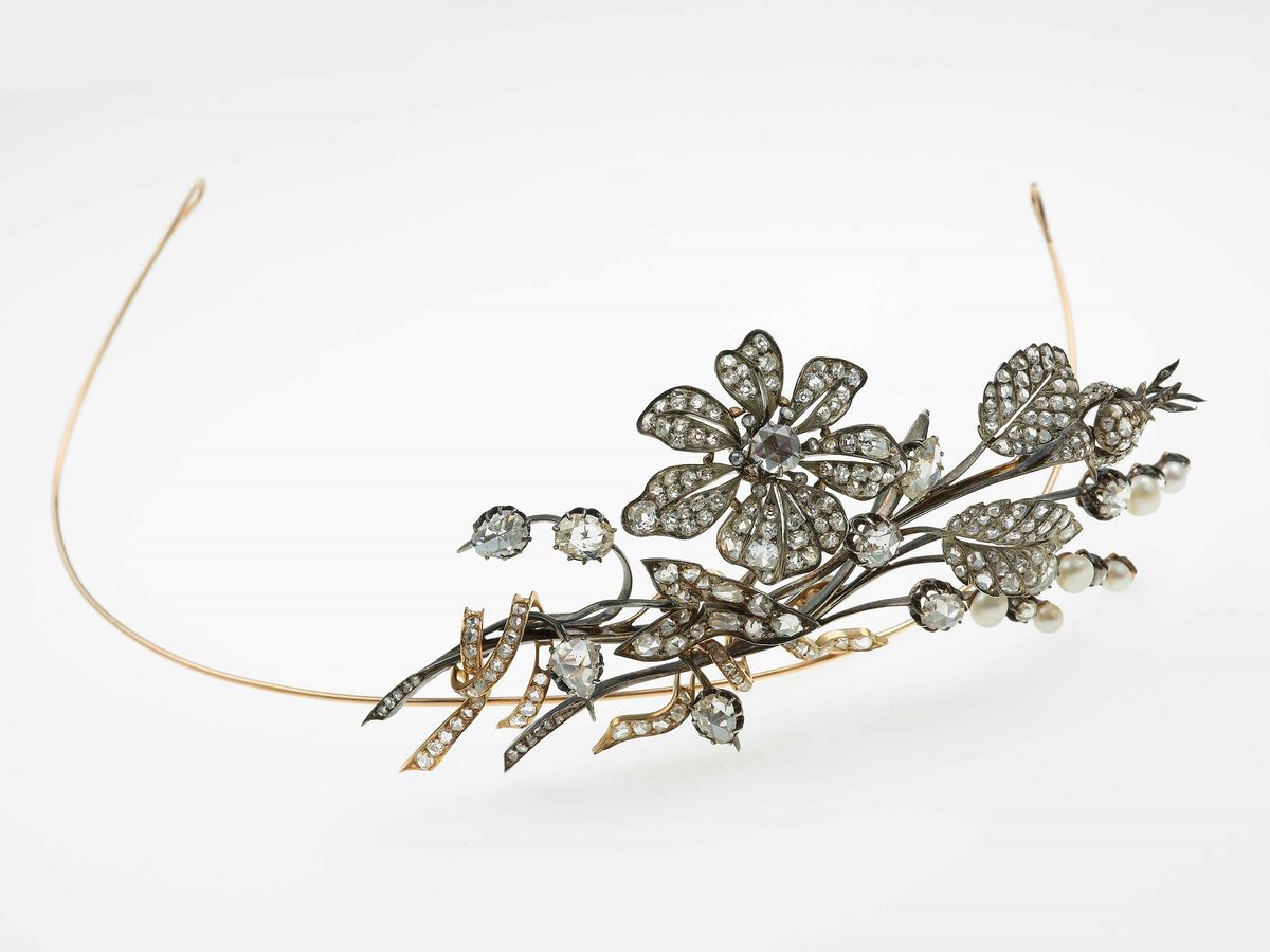 Piccola Tiara con Diamanti di Vecchio Taglio