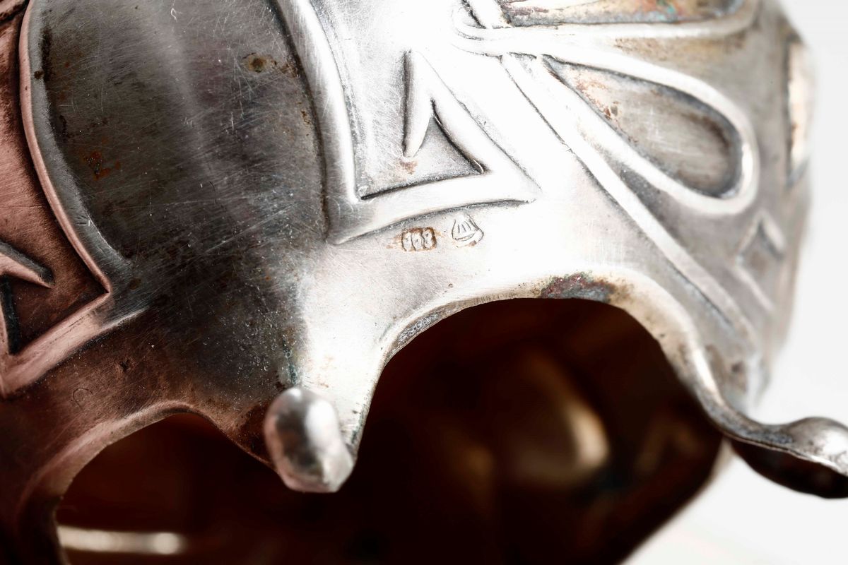 Sei Saliere in Argento con Coppette in Vetro. Argenteria Artistica del XX Secolo