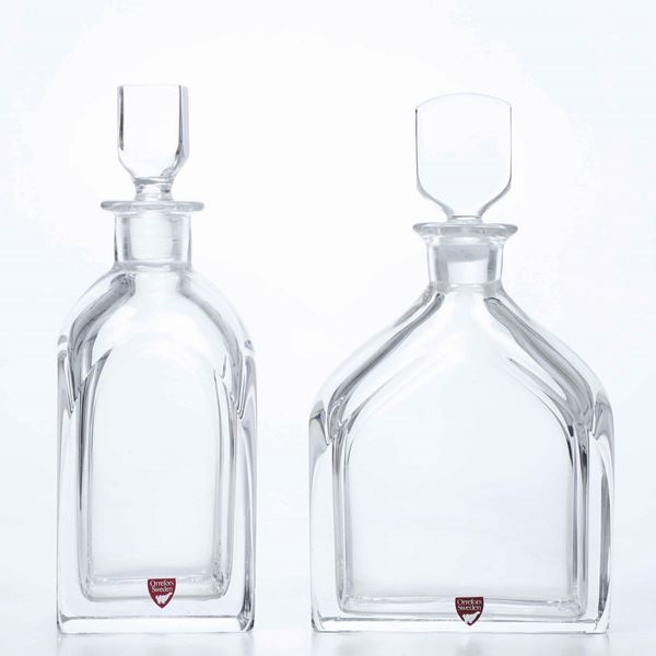 Due bottiglie da liquore Svezia, manifattura Orrefors; seconda metà del XX secolo