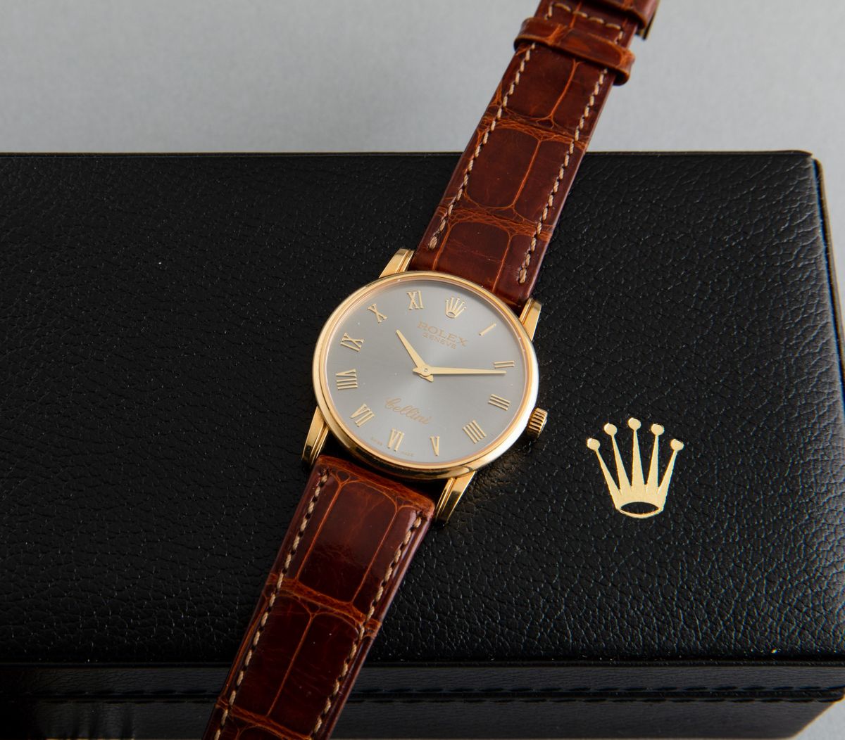 Rolex - Elegante Cellini Ref 5116, Carica Manuale con Quadrante Antracite e Numeri Romani Applica...