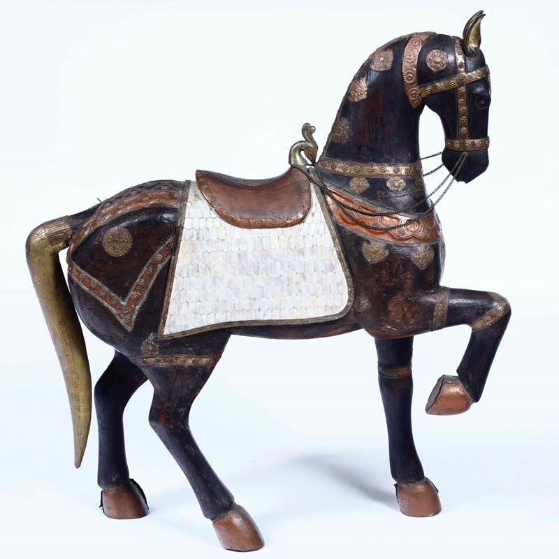 Cavallo in legno dipinto.  - Auction Fine Art January | Cambi Time - Cambi Casa d'Aste