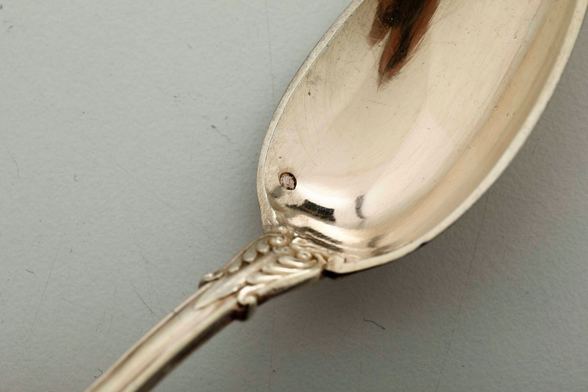 Set di 12 Cucchiaini in Argento Vermeille Primo Titolo. Argenteria Francese del XIX-XX Secolo
