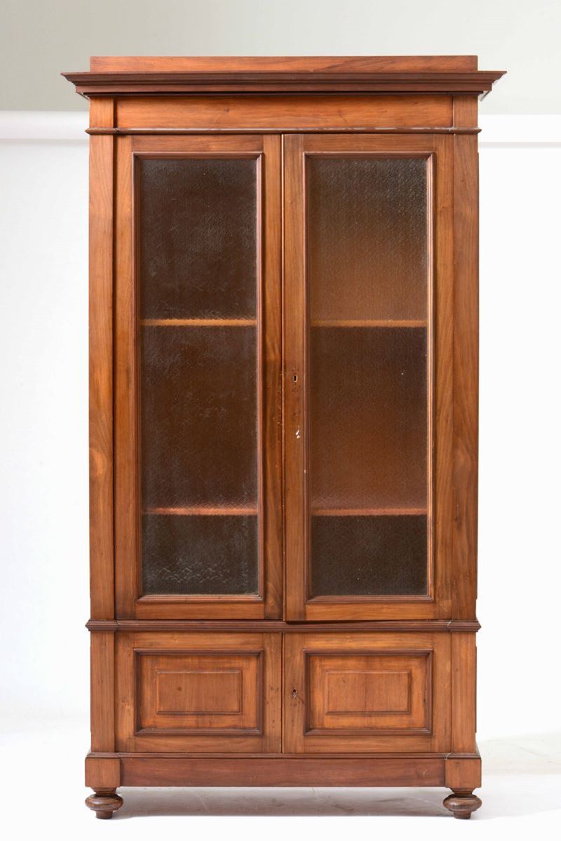 Armadio a due ante a vetro, XX secolo  - Asta Antiquariato Febbraio | Cambi Time - Cambi Casa d'Aste