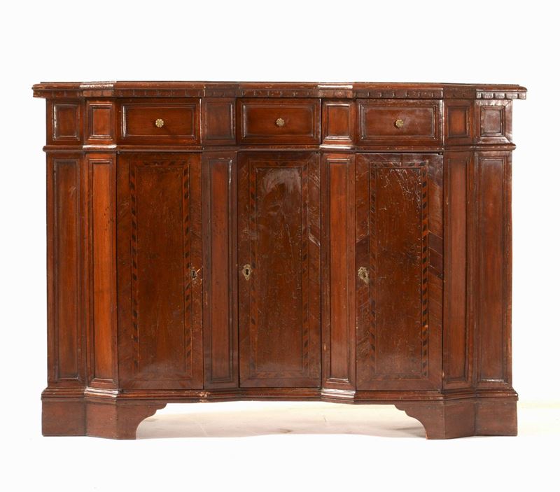 Credenza scantonata in legno intarsiato. XIX secolo  - Auction Fine Art February | Cambi Time - Cambi Casa d'Aste