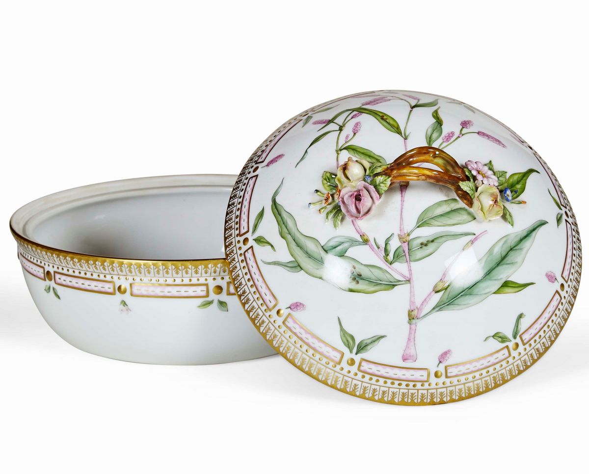 Una Terrina dal Servizio Flora Danica Danimarca, Manifattura Royal Copenaghen, 1980-1984