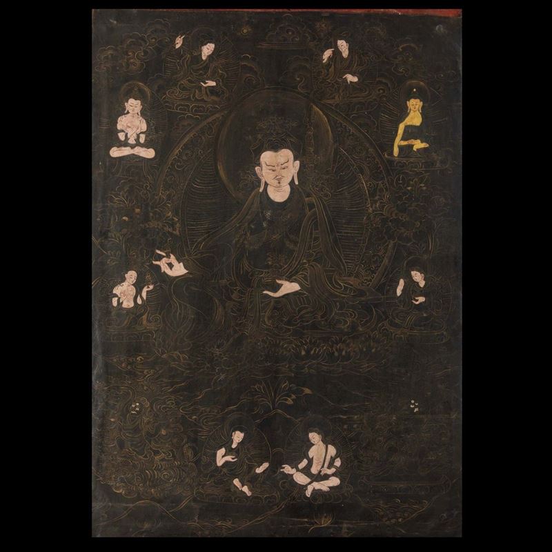 Thangka su seta raffigurante divinità su fondo nero e lumeggiature in color oro, Tibet, XIX secolo  - Asta Chinese Works of Art - II - Cambi Casa d'Aste