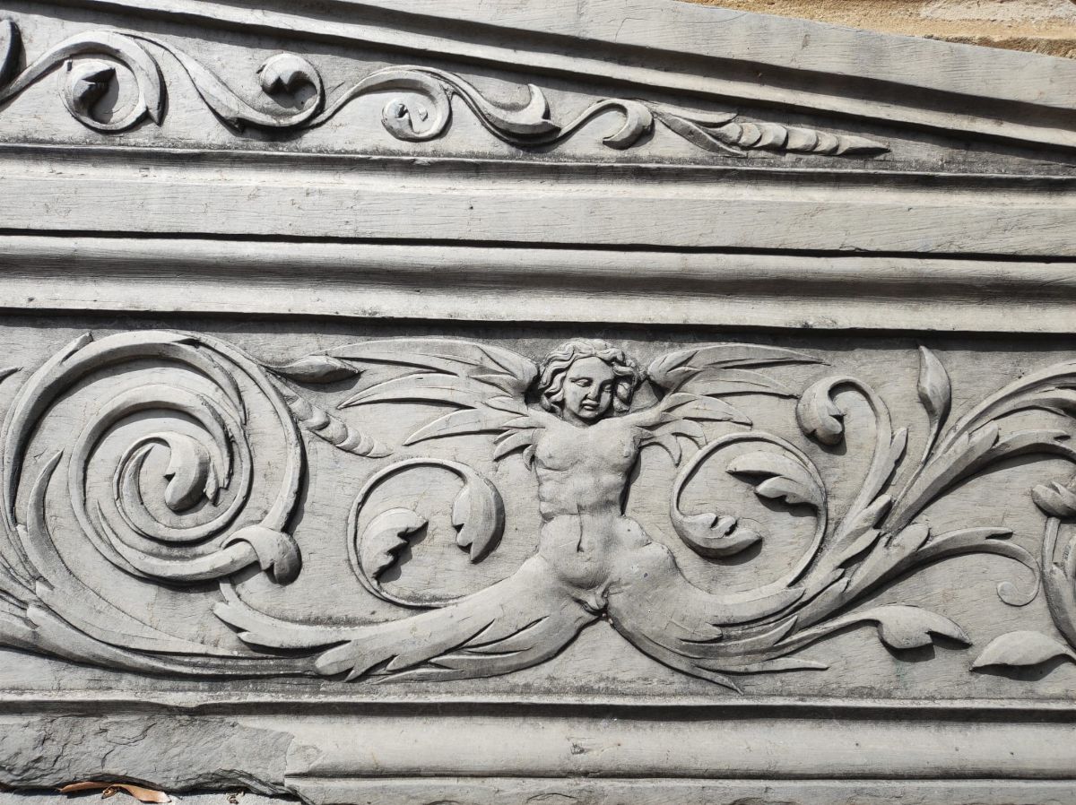 Sovraporta in Ardesia Scolpita. XIX-XX Secolo