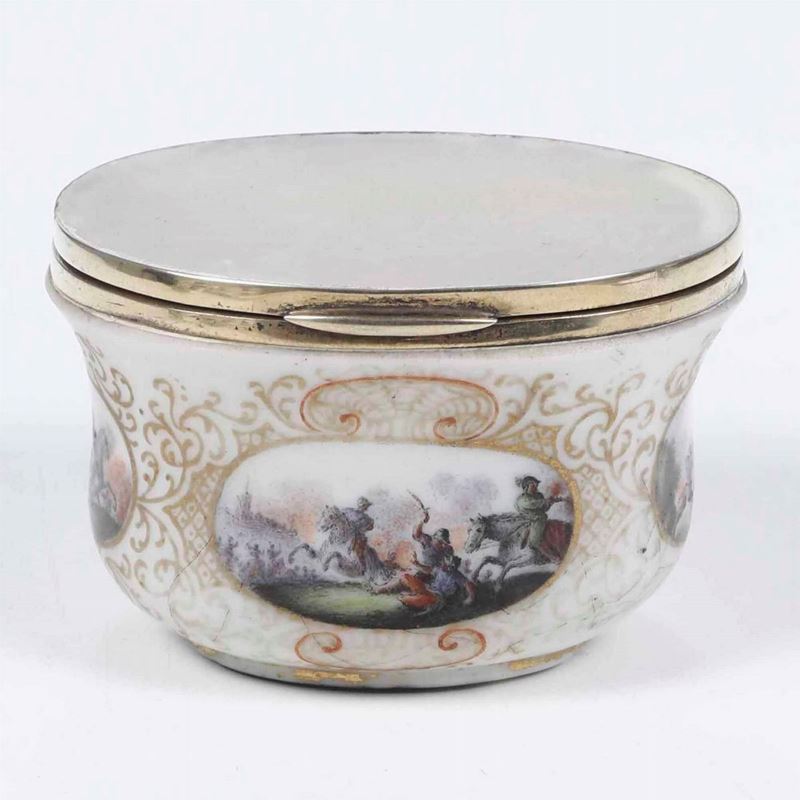 Tabacchiera alla maniera di Meissen del primo terzo del XVIII secolo, XIX o inizio XX secolo  - Asta Ceramiche | Cambi Time - Cambi Casa d'Aste