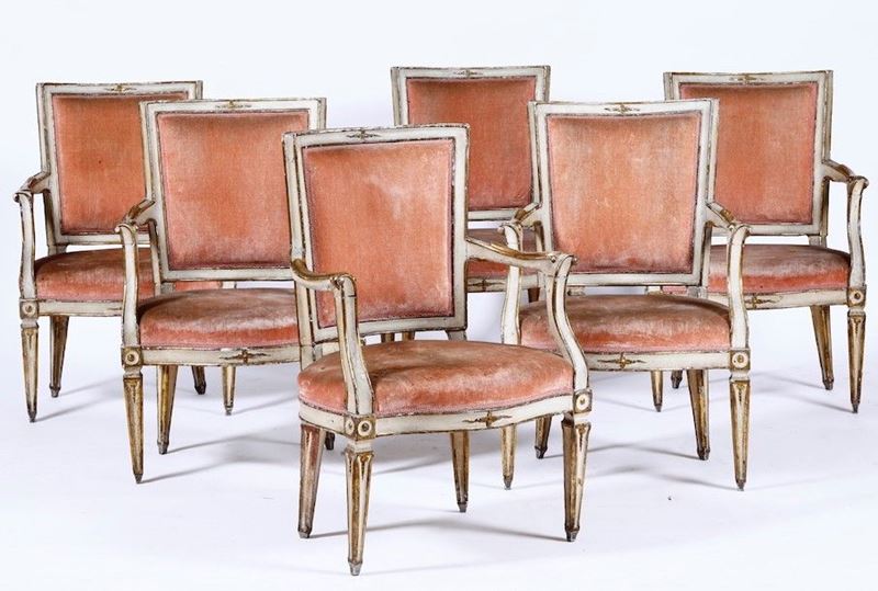 Gruppo di sei poltrone in legno laccato con profili dorati. Ebanisteria italiana XVIII secolo  - Asta Dimore Italiane - Cambi Casa d'Aste