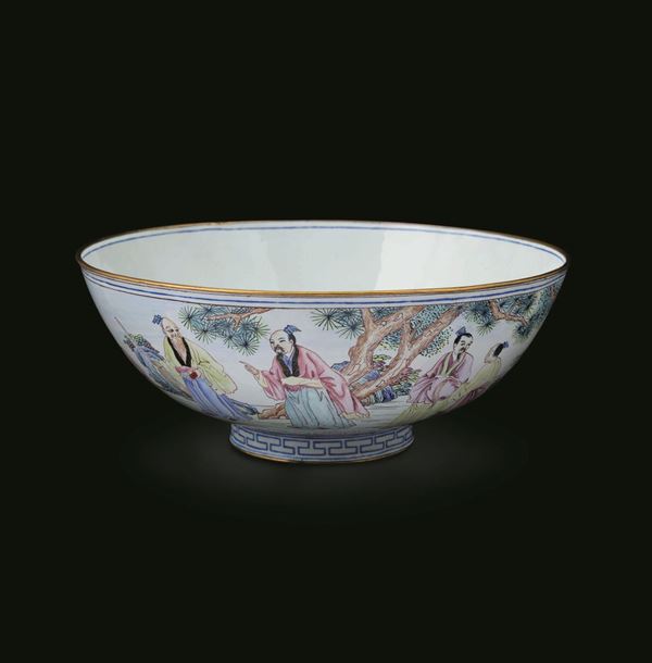 Ciotola in smalto con raffigurazione di saggi entro paesaggio, Cina, Dinastia Qing, XIX secolo