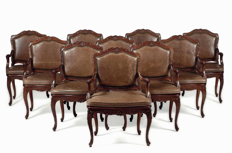 Dieci poltroncine in legno intagliato. XX secolo  - Auction Italian Mansions - Cambi Casa d'Aste