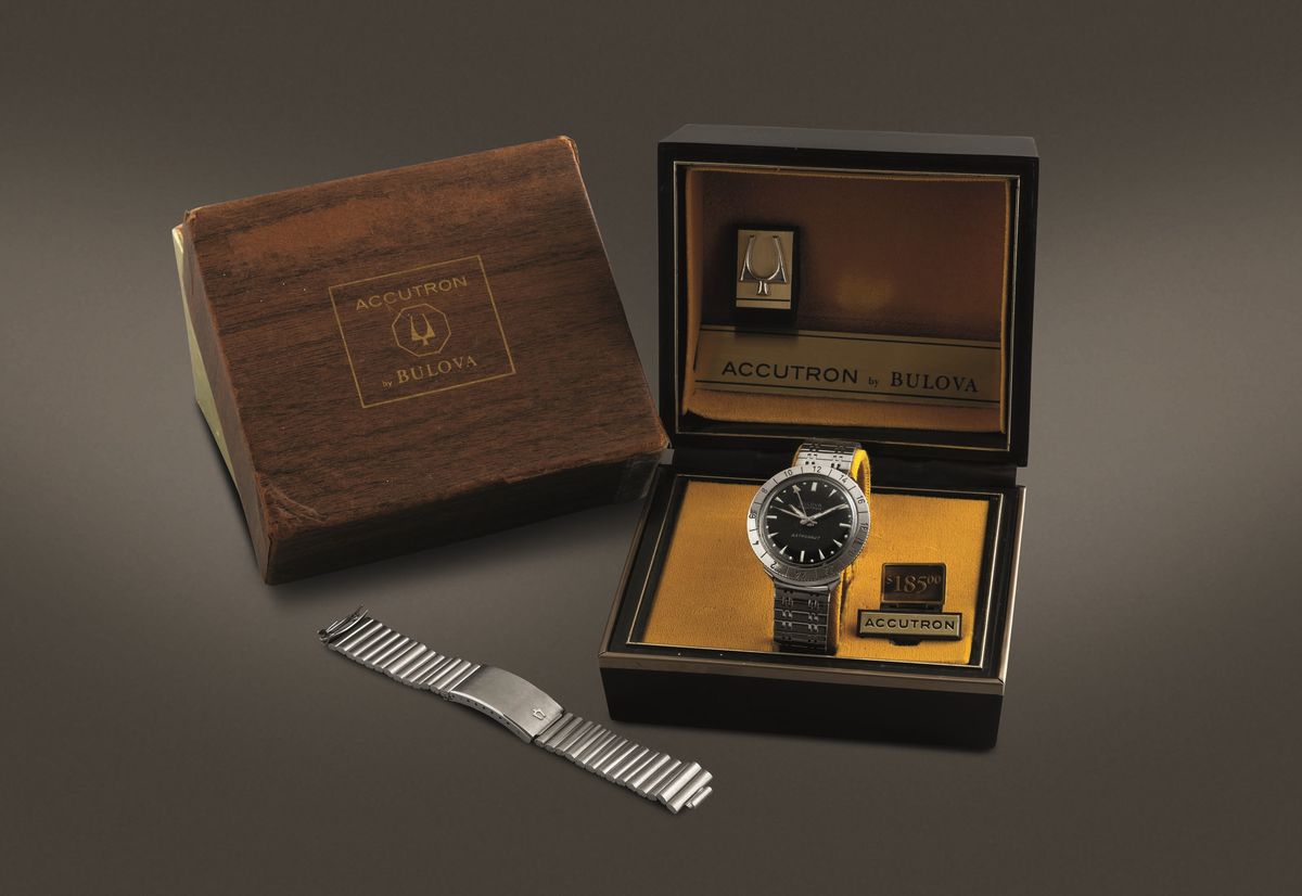 Bulova - Raro Accutron Astronaut, con Cassa Rotonda in Acciaio, Movimento al Quarzo a Diapason As...