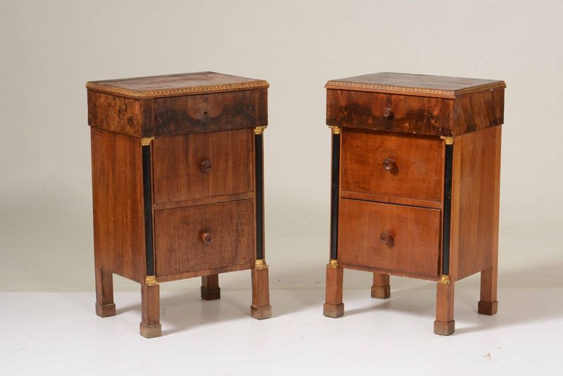 Coppia di comodini Impero lastronati  - Asta Antiquariato Febbraio | Cambi Time - Cambi Casa d'Aste