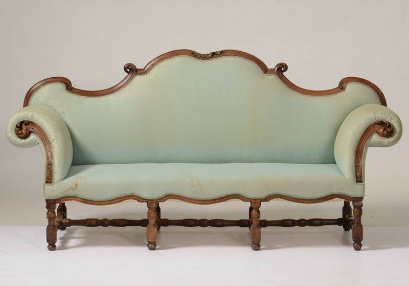 Divano ad orecchioni in legno intagliato, XVIII secolo  - Asta Antiquariato Febbraio | Cambi Time - Cambi Casa d'Aste